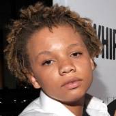 La hija de Steven Spielberg decidió hacer una carrera en el porno. A papá no le importa