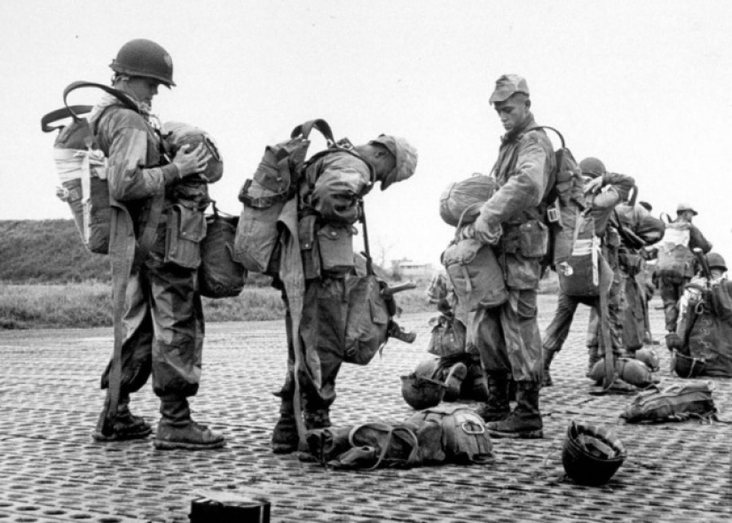 La historia de la francesa Raymonda Dien, que se tumbó en los rieles para detener la guerra