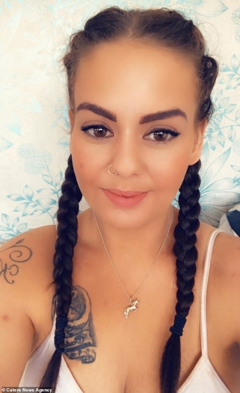 La niña estaba histérica cuando recibió una "sonrisa de Hollywood" de Amazon La niña estaba histérica cuando recibió una "sonrisa de Hollywood" de Amazon