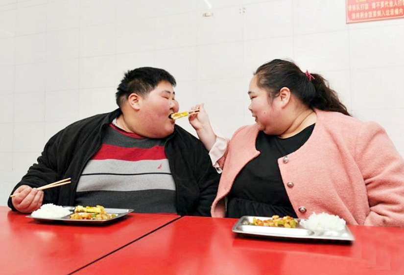 La pareja más gorda de China quiere perder peso para tener un bebé La pareja más gorda de China quiere perder peso para tener un bebé