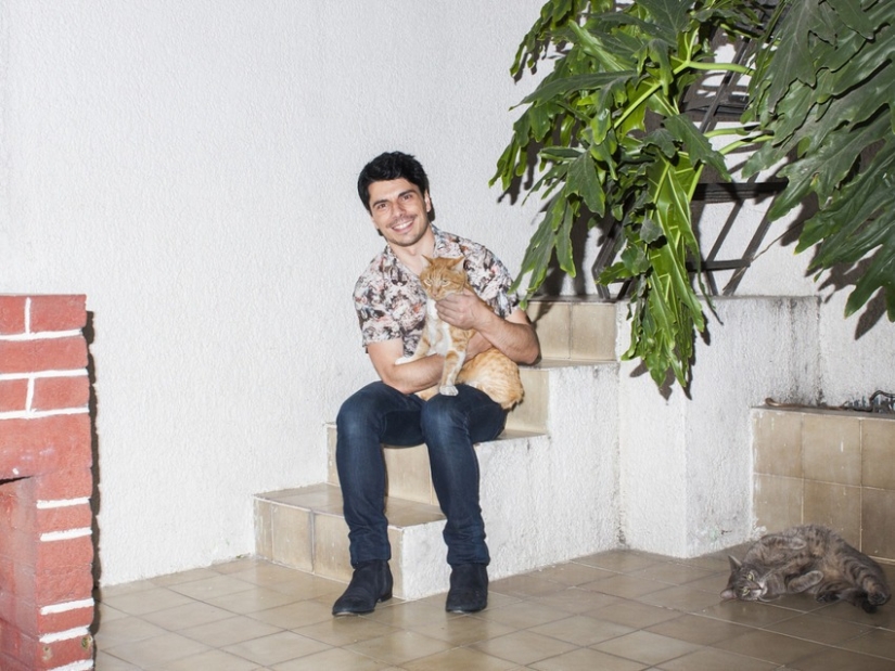 La unión perfecta: los hombres y sus gatos La unión perfecta: los hombres y sus gatos
