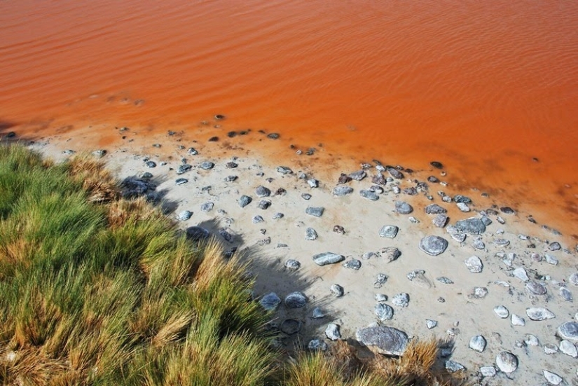 Laguna Sangrienta en Bolivia
