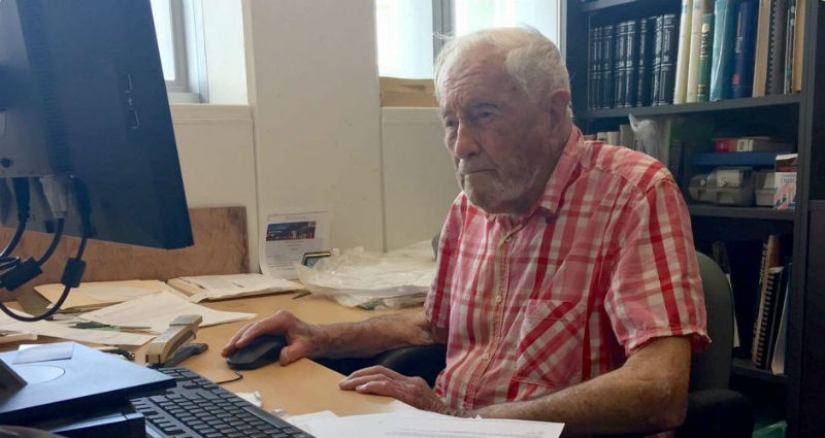 "Lamento mucho haber llegado a esa edad": por qué un científico de 104 años quiere fallecer