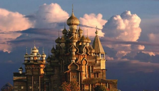 Las 7 casas y palacios de madera MÁS hermosos de Rusia