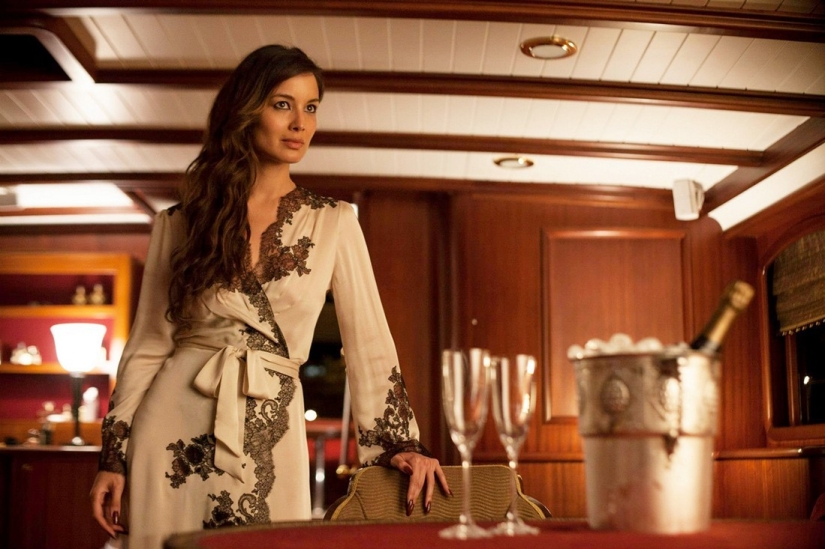 Las chicas más bellas de James Bond Las chicas más bellas de James Bond