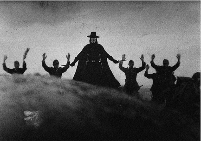 Las fotos históricas adquieren un nuevo significado si les agregas superhéroes
