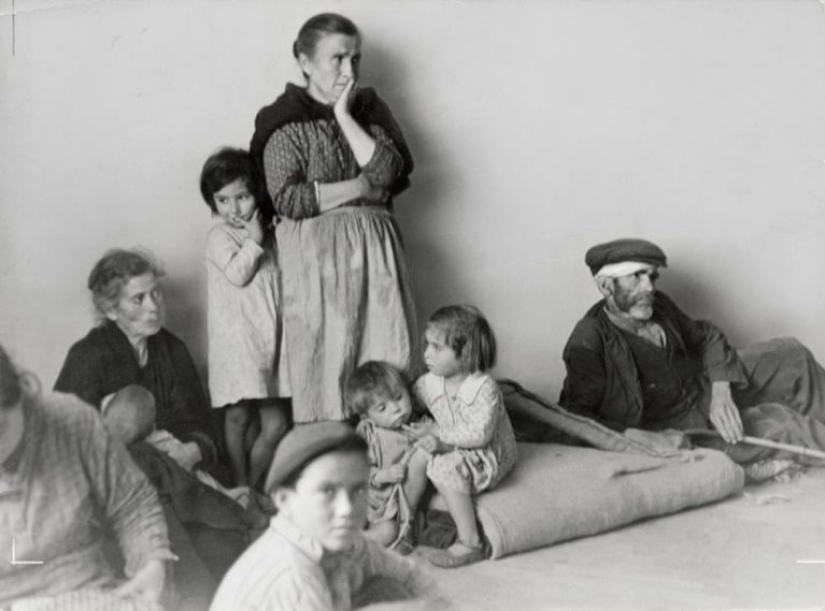 Las mujeres son fotógrafas de guerra.