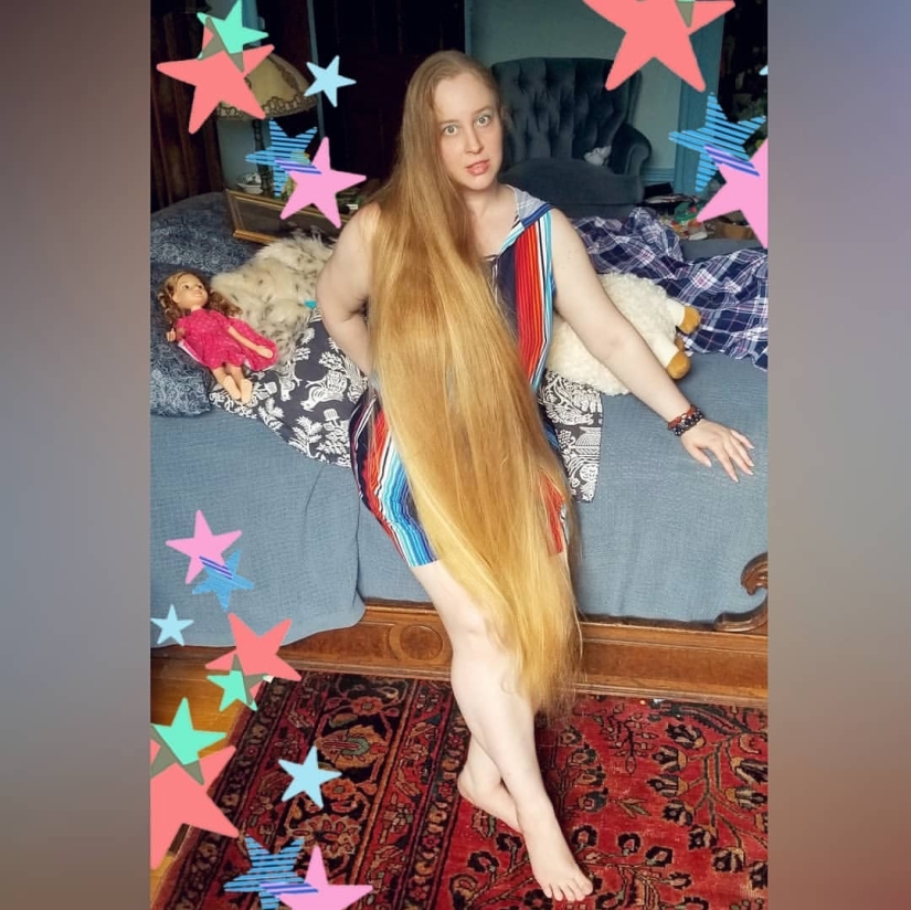 Length matters: fetishists offer an American woman money to show them her hair