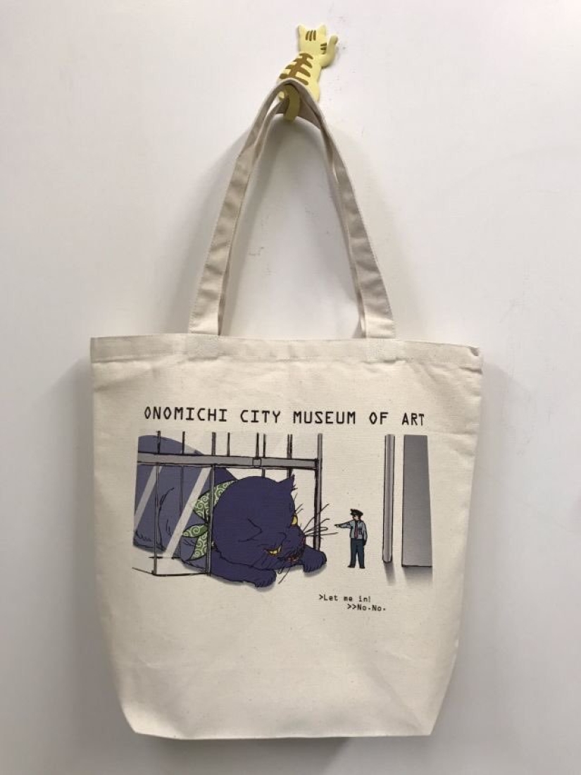 "Let me in, I'll come in": a pair of Japanese cats have been trying to get into the museum for two years