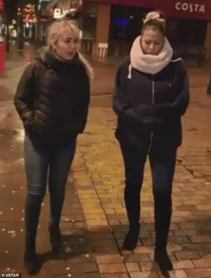 Lágrimas de diamante en los barrios pobres: la majorette estalló en lágrimas cuando ella y su pobre amiga fueron abordadas por dos gopnik