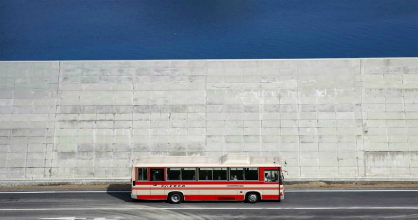 Life is like in prison: the coast of Japan, affected by the 2011 tsunami, was surrounded by a 12-meter wall