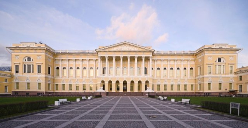 Living there: advice from residents of St. Petersburg