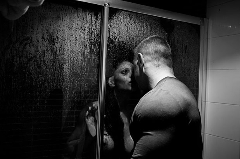 "Llámame Marta" : la historia de una estrella porno española en fotos