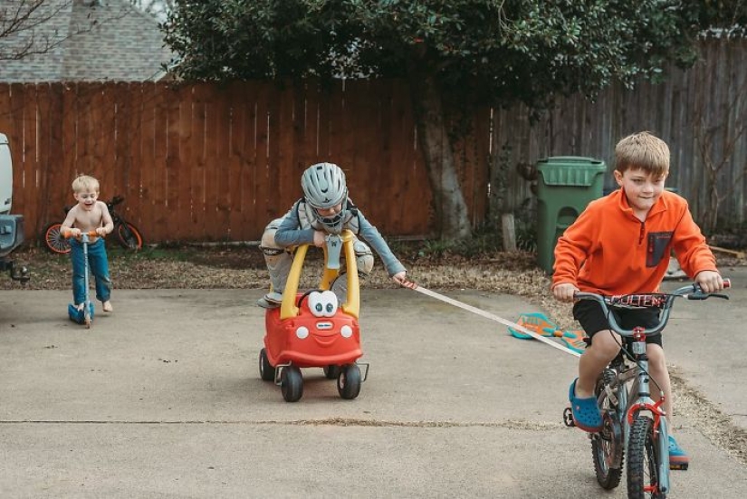 Lo que significa criar hijos: Madre de tres niños documenta sus vidas hasta que crecieron