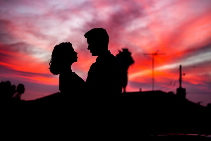 Lo que tu posición para dormir dice sobre tu relación