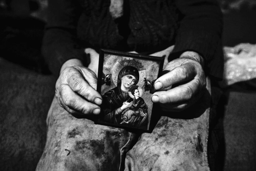 Loneliness in Bulgarian Loneliness in Bulgarian