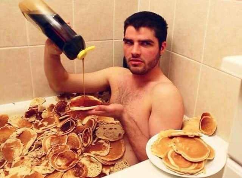 Look at you, Maslenitsa! Well, let's go jokes about pancakes