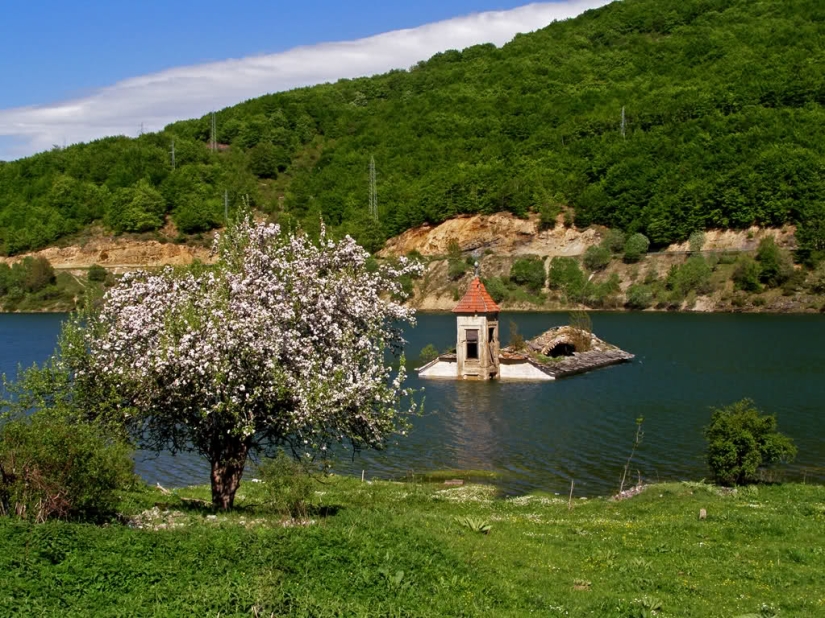 los 5 edificios inundados más espectaculares los 5 edificios inundados más espectaculares