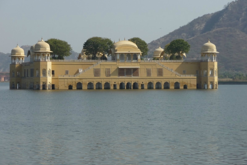 los 5 edificios inundados más espectaculares los 5 edificios inundados más espectaculares