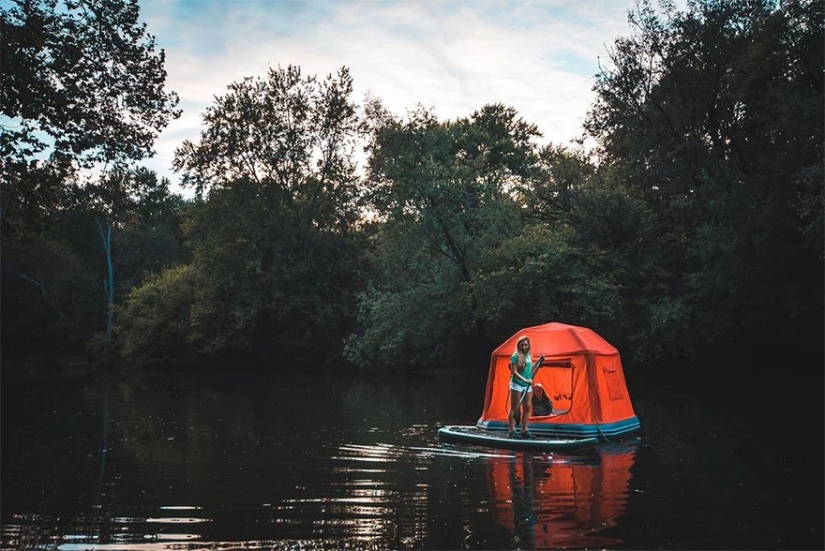 Los estadounidenses han ideado una carpa flotante para acampar Los estadounidenses han ideado una carpa flotante para acampar