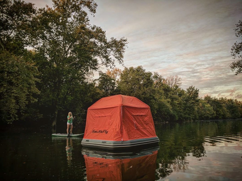 Los estadounidenses han ideado una carpa flotante para acampar Los estadounidenses han ideado una carpa flotante para acampar