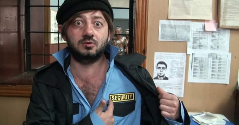 ¿Los guardias de seguridad tienen derecho a inspeccionar las maletas y pertenencias personales