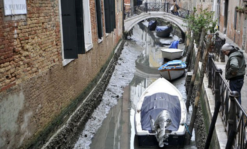 Los legendarios canales de Venecia se están secando debido a un clima anormal
