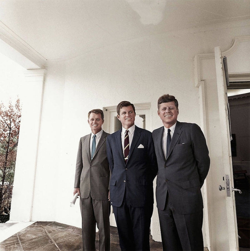 Los marcos históricos más emblemáticos ahora están en color