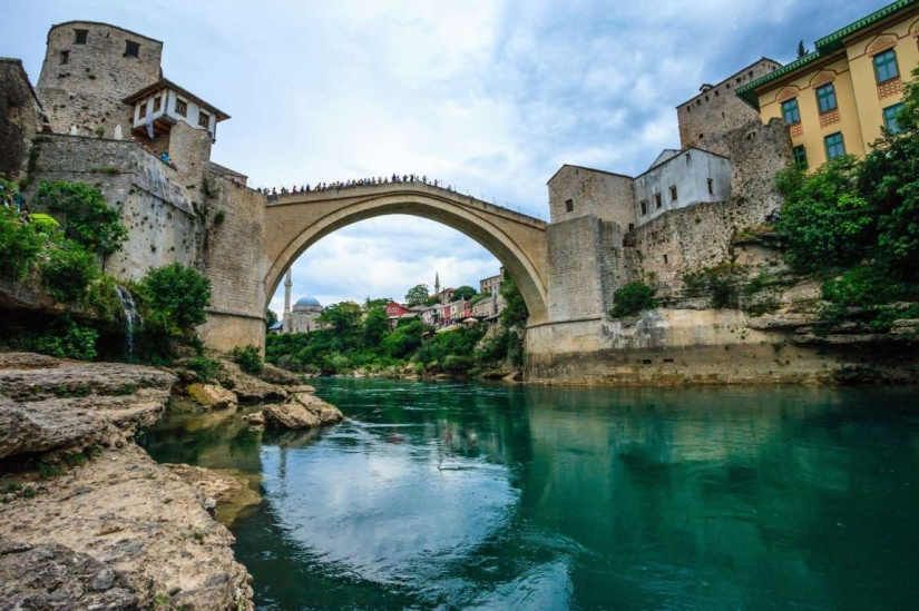 Los puentes peatonales más bellos del mundo Los puentes peatonales más bellos del mundo