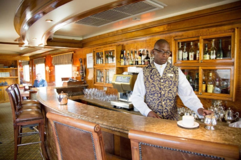 Los trenes más lujosos por los que la gente ha estado esperando en fila durante meses para obtener boletos Los trenes más lujosos por los que la gente ha estado esperando en fila durante meses para obtener boletos