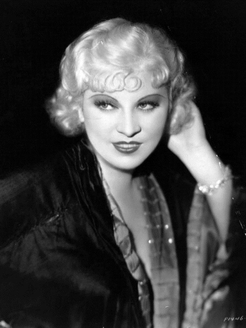 Mae West is a scandalous actress who became America's first sex symbol Mae West is a scandalous actress who became America's first sex symbol