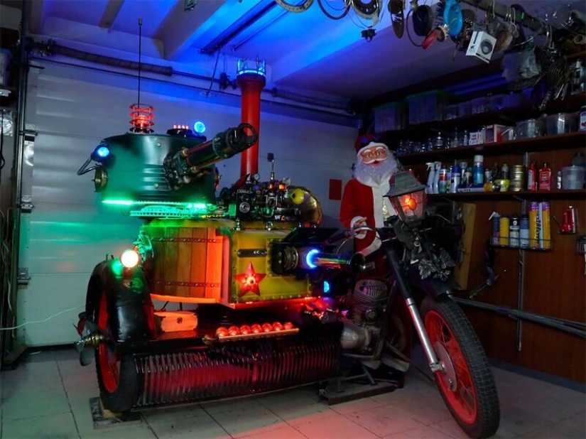 Magic house in Sergievo: dacha on wheels and steampunk museum Magic house in Sergievo: dacha on wheels and steampunk museum