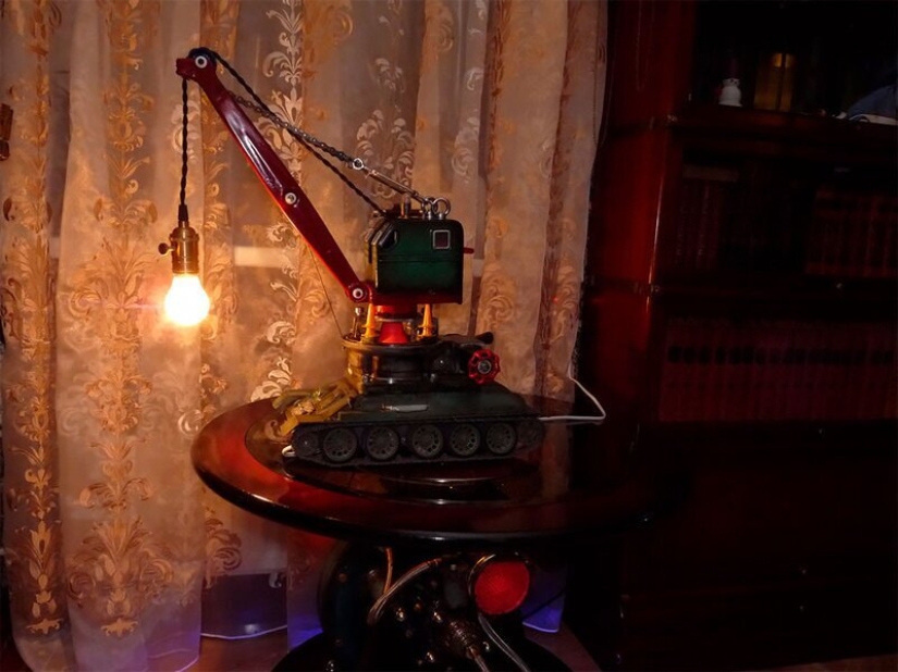 Magic house in Sergievo: dacha on wheels and steampunk museum Magic house in Sergievo: dacha on wheels and steampunk museum