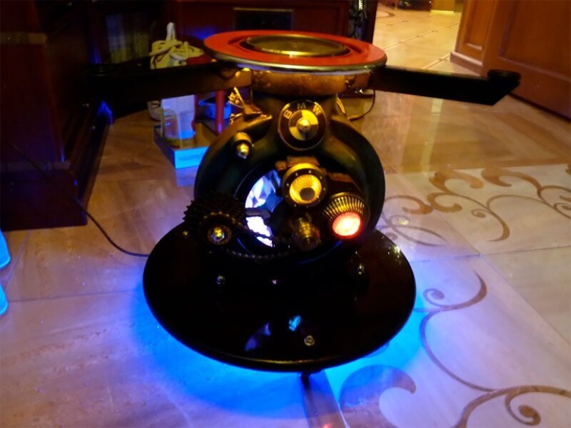 Magic house in Sergievo: dacha on wheels and steampunk museum Magic house in Sergievo: dacha on wheels and steampunk museum