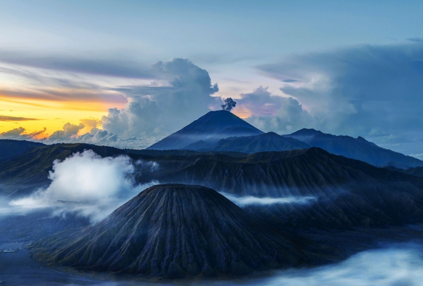 Majestic mountains, seeing which you will begin to pack a backpack Majestic mountains, seeing which you will begin to pack a backpack