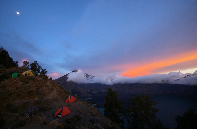 Majestic mountains, seeing which you will begin to pack a backpack Majestic mountains, seeing which you will begin to pack a backpack