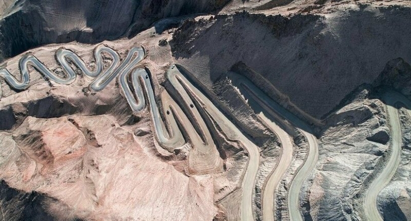 Manos de bazuca y otras imágenes de la lista de finalistas del Sony World Photography Award 2020 Manos de bazuca y otras imágenes de la lista de finalistas del Sony World Photography Award 2020