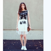 Mapping the Caucasus: how a person changes when he puts on a national costume