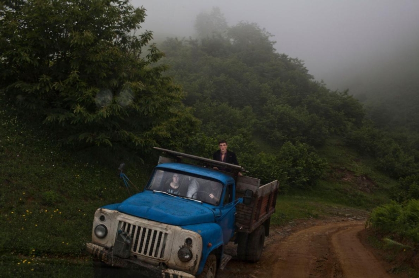 Marriageable girls: how do underage brides live in Georgia Marriageable girls: how do underage brides live in Georgia