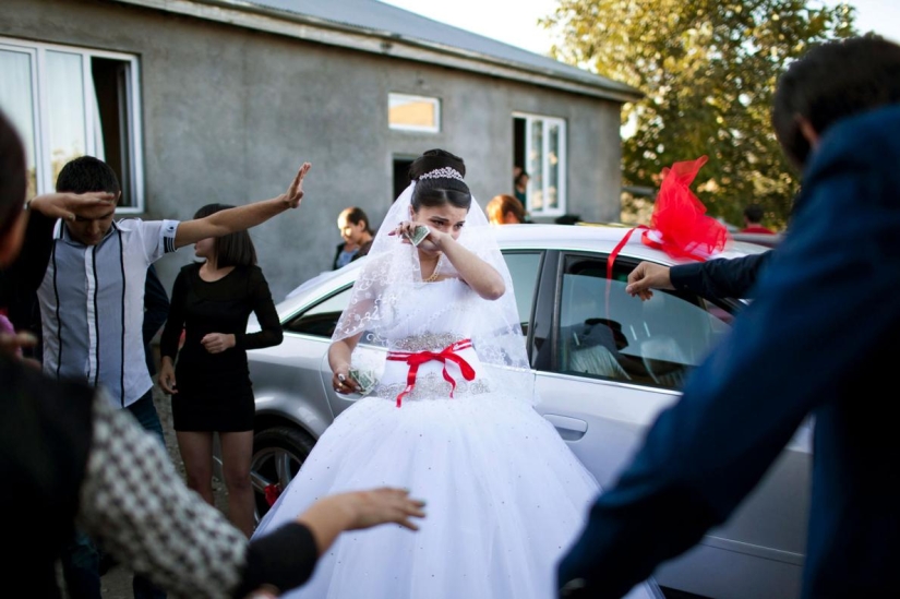 Marriageable girls: how do underage brides live in Georgia Marriageable girls: how do underage brides live in Georgia
