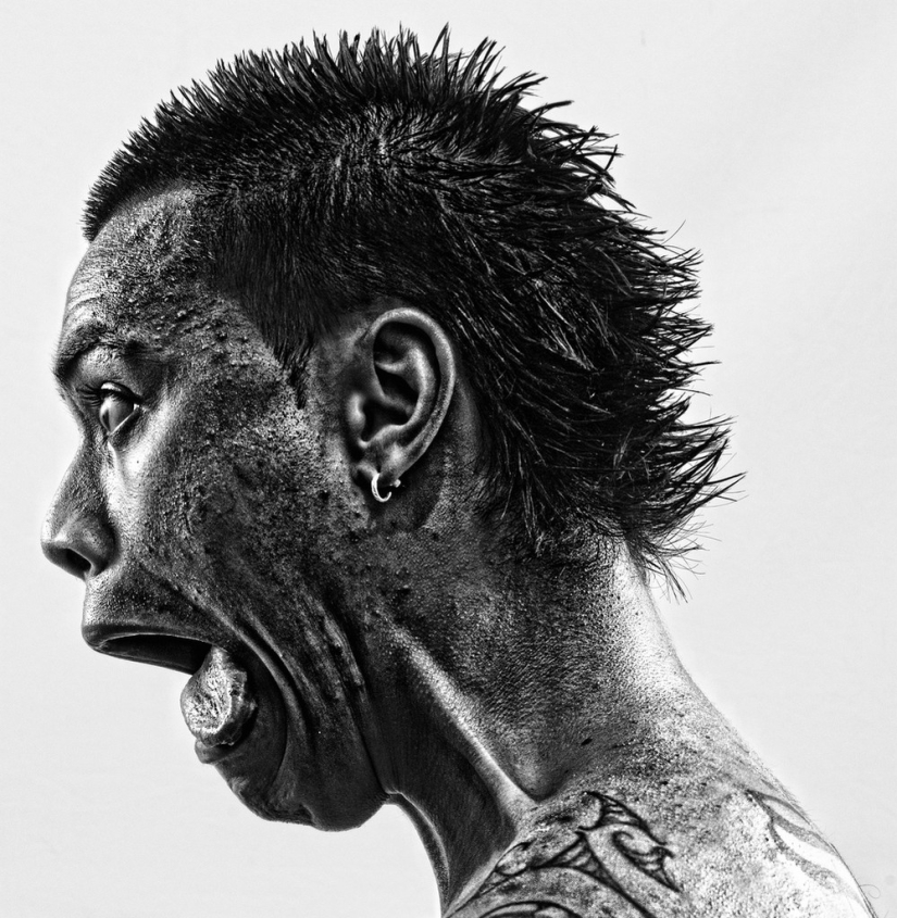 "Me fascina el misterio que esconden los rostros": los expresivos retratos de Billy Plummer "Me fascina el misterio que esconden los rostros": los expresivos retratos de Billy Plummer