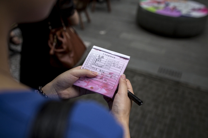 "Mercados de amor": cómo las mujeres buscan parejas matrimoniales en China "Mercados de amor": cómo las mujeres buscan parejas matrimoniales en China