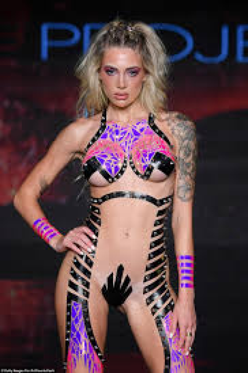 Miami Swim Week runway models pose in a ribbon bikini