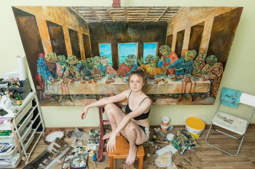 Michelangelo: an artist from St. Petersburg creates copies of world masterpieces with an Internet meme