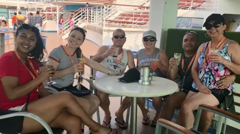 Mil indios danzantes arruinaron un crucero para vacacionistas