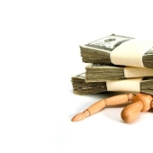 Millones que cayeron sobre la cabeza de un pobre paquistaní arruinaron su vida