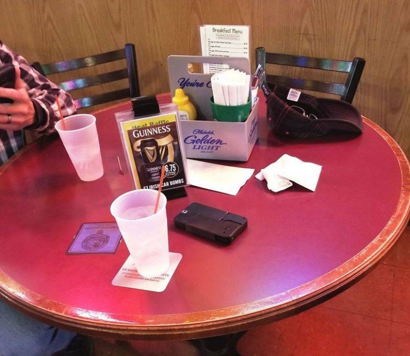 Mímica peligrosa: las ventas de una pistola estilizada como un teléfono inteligente han comenzado en los Estados Unidos