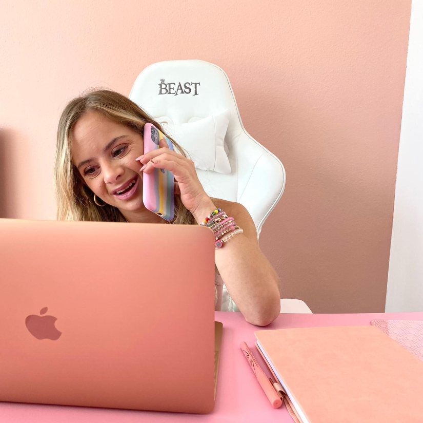 Modelo de 24 años cumplió su sueño de convertirse en la primera modelo de Victoria's Secret con síndrome de Down Modelo de 24 años cumplió su sueño de convertirse en la primera modelo de Victoria's Secret con síndrome de Down