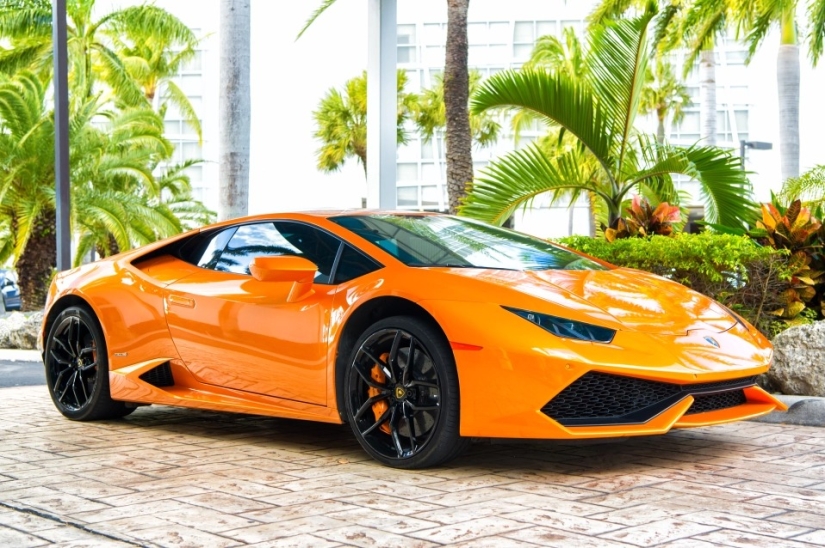 Money is wasted: 11 of the most senseless acquisitions of millionaires
