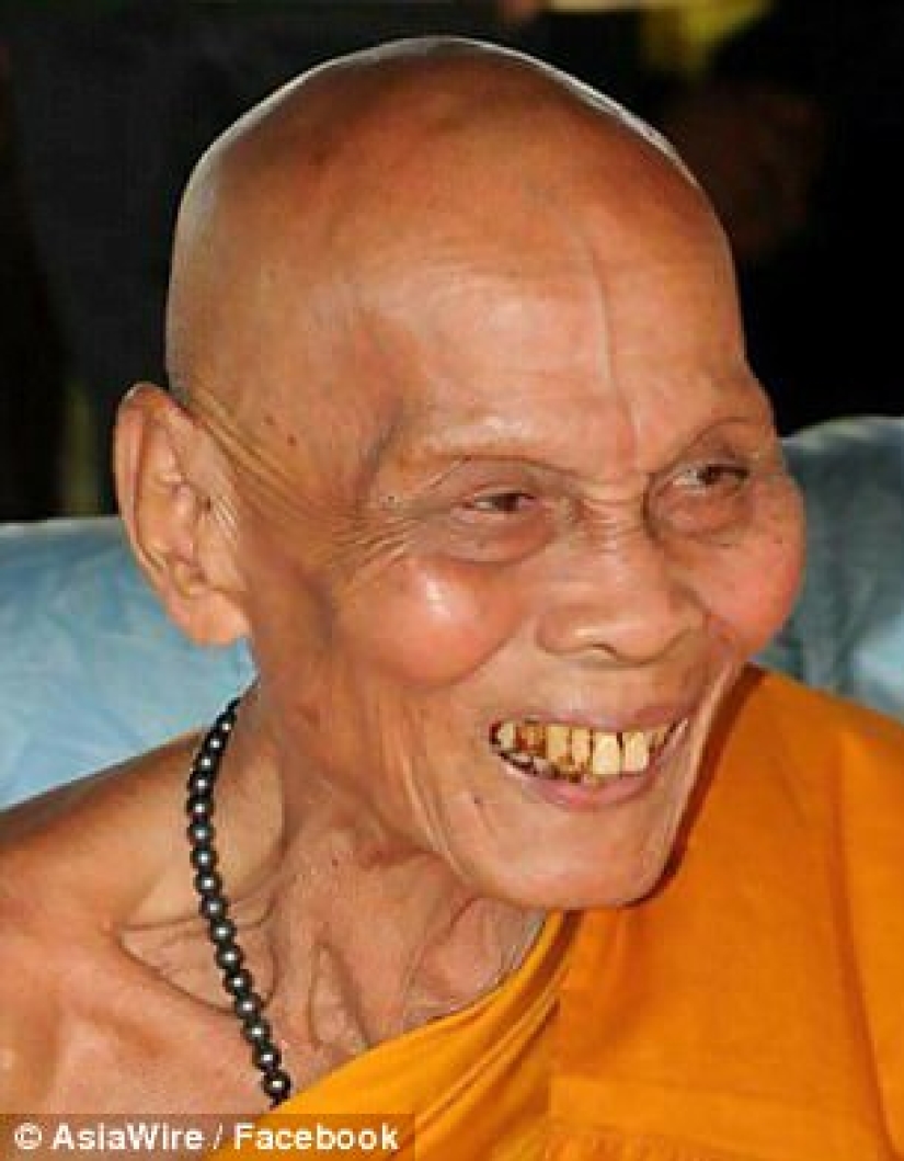 Monje budista sonrió dos meses después de su muerte